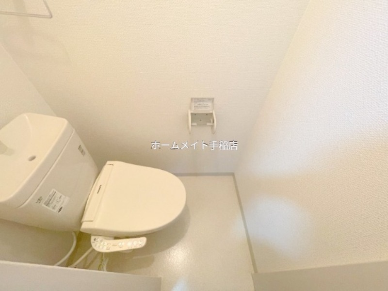 トイレ　温水洗浄暖房便座です！