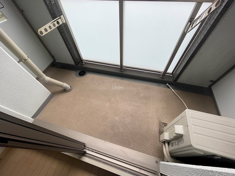 バルコニー　別部屋のお写真です。ご参考までに！