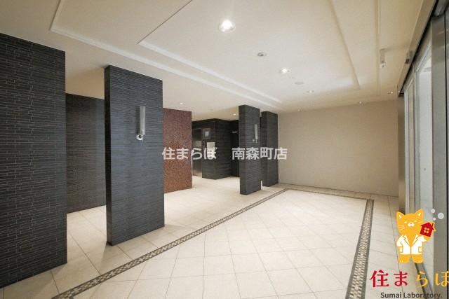 エントランス　共用部の印象も大切に