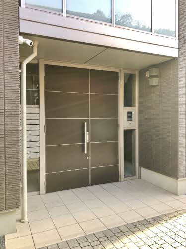 エントランス　オートロック付き★