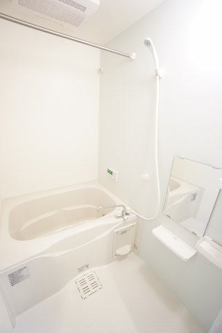 バス・シャワールーム　※同物件、同タイプの写真です。
