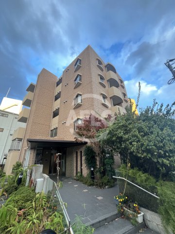 建物外観　メゾン　ラ・リーブ　外観