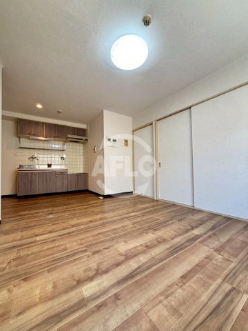 居室・リビング　サンプラザ浪速I番館　居間・リビング