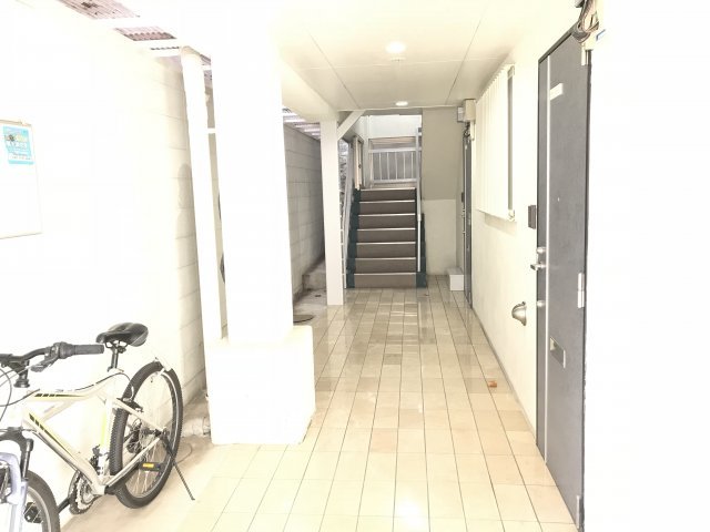 エントランス　毎日通るエントランスはこのようになっています