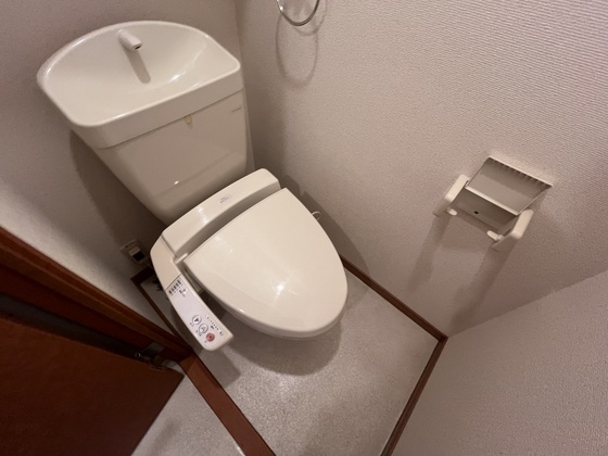 トイレ　※別部屋の写真です