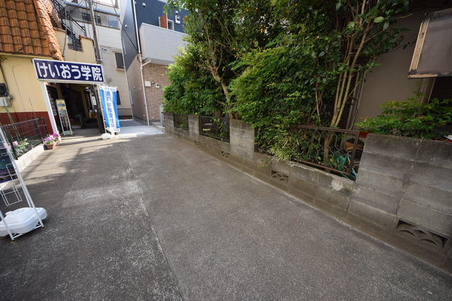 エントランス　～おかえりなさいませっ～