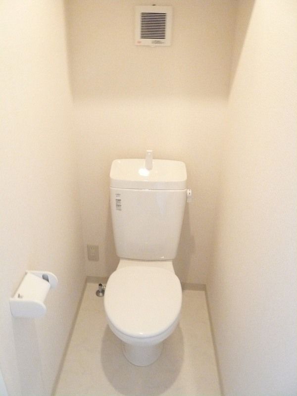 トイレ　※同物件参考写真