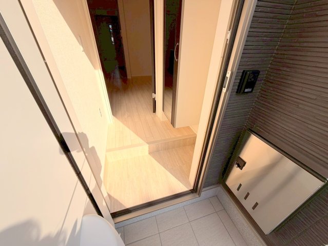 玄関　素敵な玄関は毎朝あなたを元気に送りだしてくれますよ。