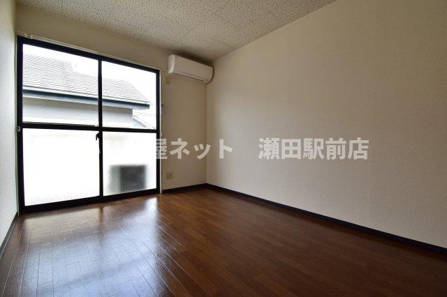 居室・リビング　同仕様写真