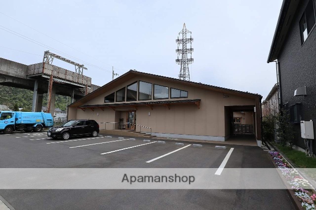 幼稚園・保育園　修立幼稚園（幼稚園・保育園）まで572m