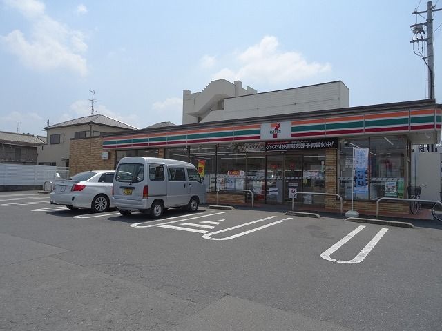 コンビニ　セブンイレブン大和高田今里店様（コンビニ）まで600m