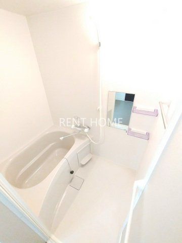 バス・シャワールーム　別タイプのお部屋の写真です