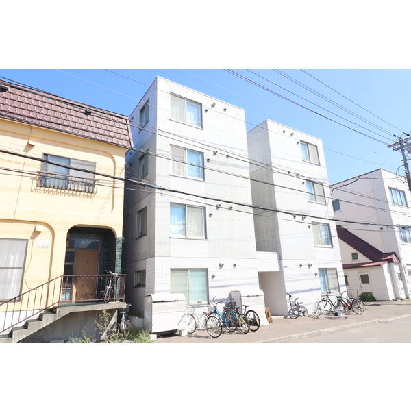 建物外観　☆南郷7丁目駅まで徒歩4分♪