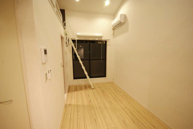 その他設備　エアコンあり♪