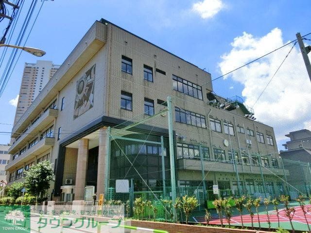 小学校　ひぐらし小学校（小学校）まで235m