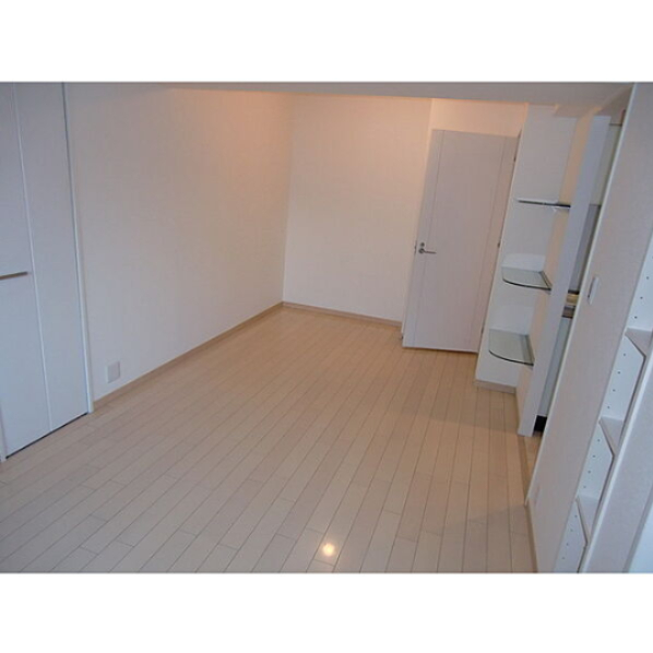 居室・リビング　別部屋参考写真