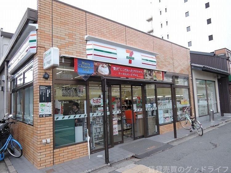 コンビニ　セブンイレブン京都烏丸六条店（コンビニ）まで410m