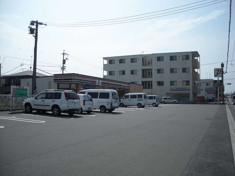 コンビニ　セブンイレブン 袋井睦町店（コンビニ）まで738m