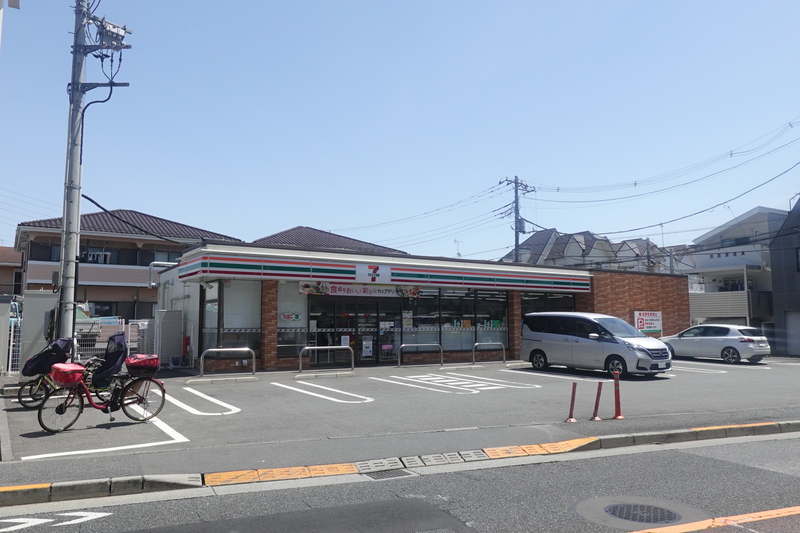 コンビニ　セブンイレブン　三鷹新川1丁目店（コンビニ）まで680m