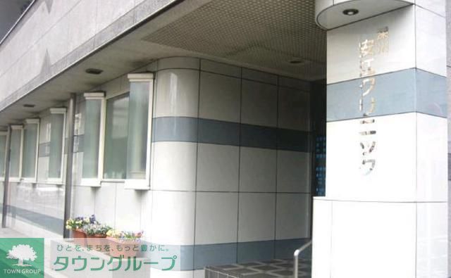 病院　深川安江クリニック（病院）まで260m