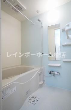 バス・シャワールーム　きれいなお風呂です