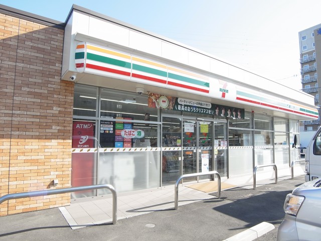 コンビニ　セブンイレブン稲城南多摩北口店（コンビニ）まで285m