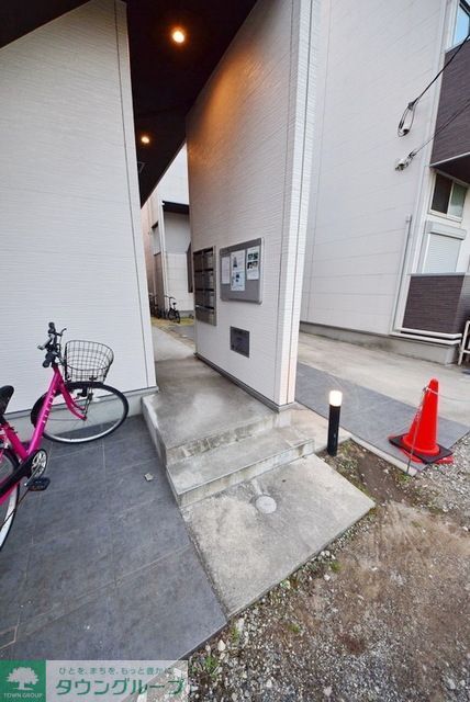 エントランス　お問合せはタウンハウジングまで！※現地待合わせ相談可能