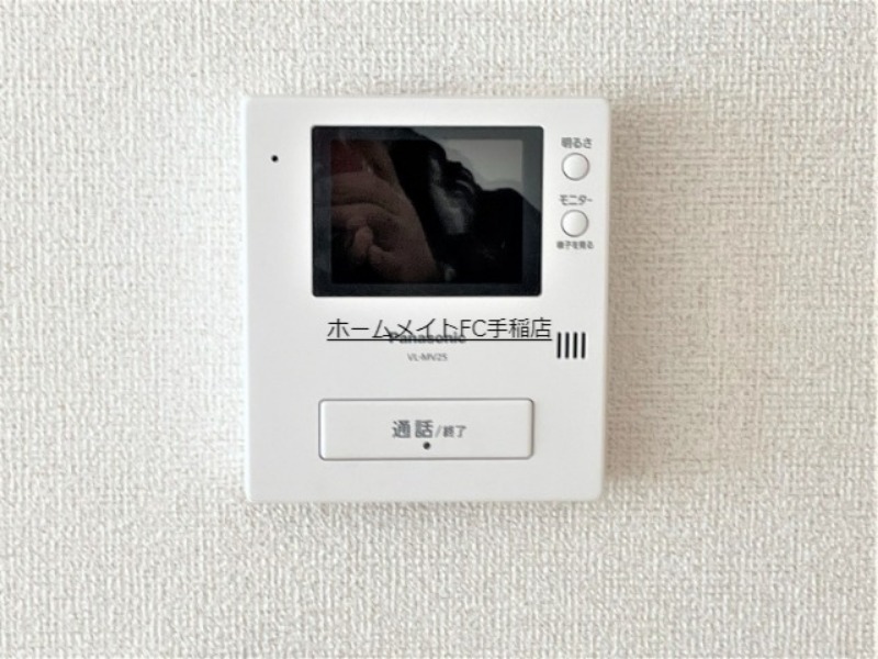 セキュリティ　モニター付きインターホン♪