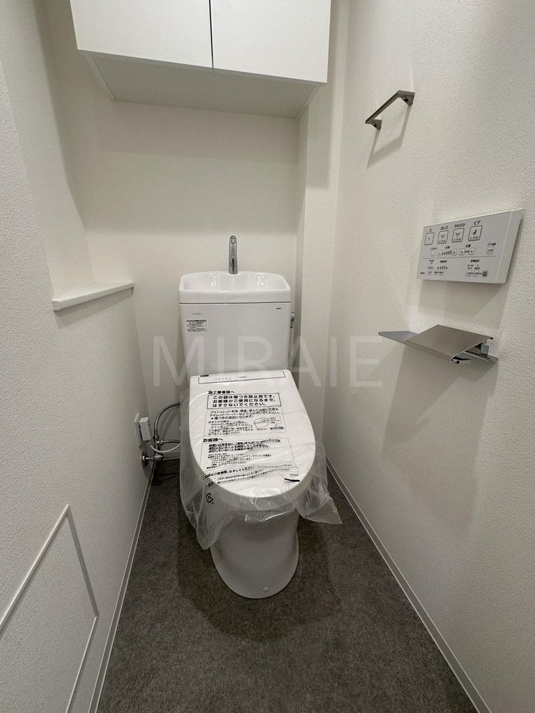 トイレ　別部屋参考画像