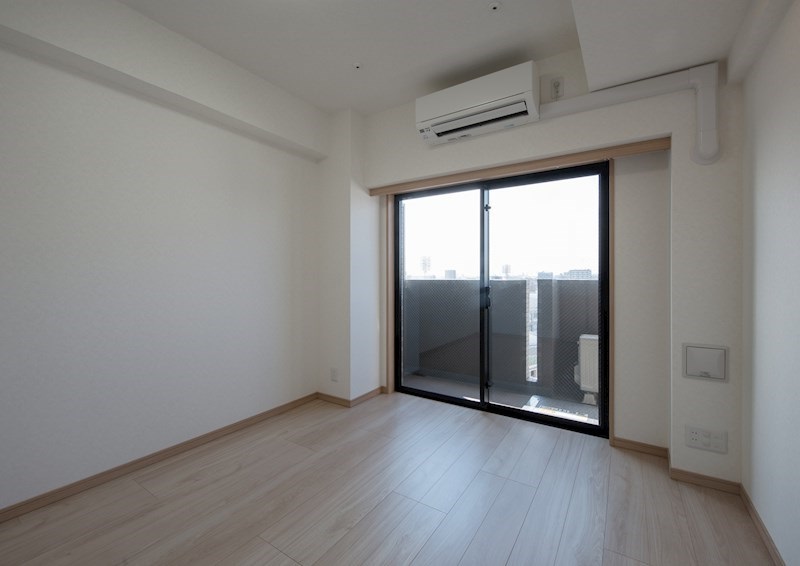 居室・リビング　朝日の入る東向きのお部屋です
