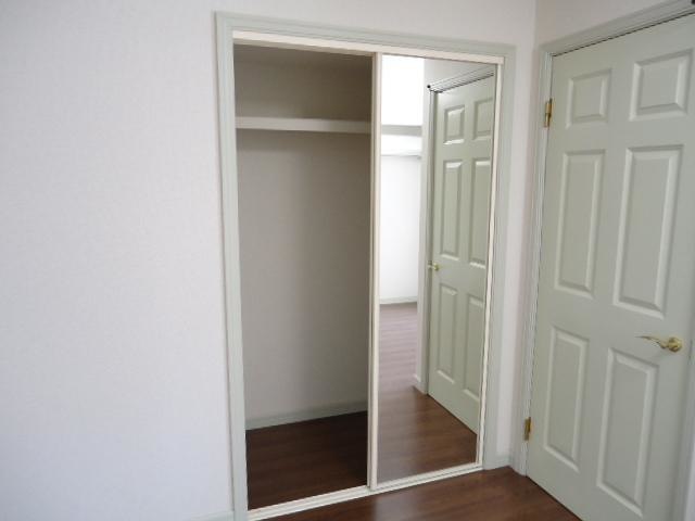 収納　※同タイプの部屋写真です