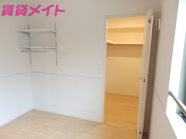収納　同物件別室の画像です