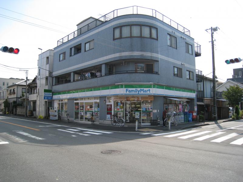 コンビニ　ファミリーマート ますや古市場店（コンビニ）まで225m