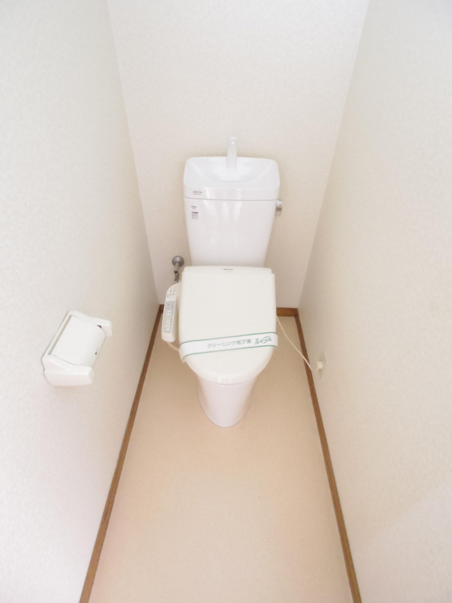 トイレ　※他号室写真です