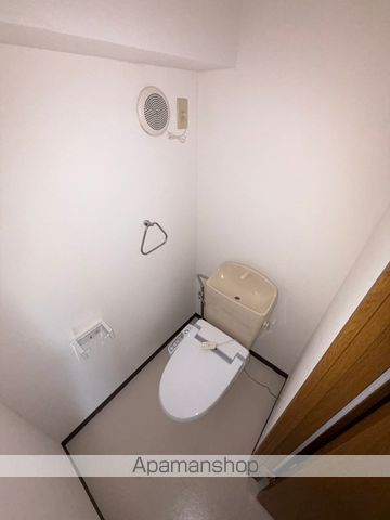 メゾン・ミッドヴィレッジのトイレ写真