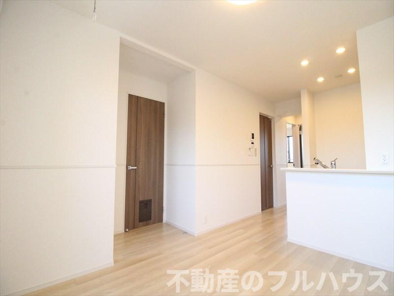 居室・リビング　写真は同建築会社・同型タイプ別物件