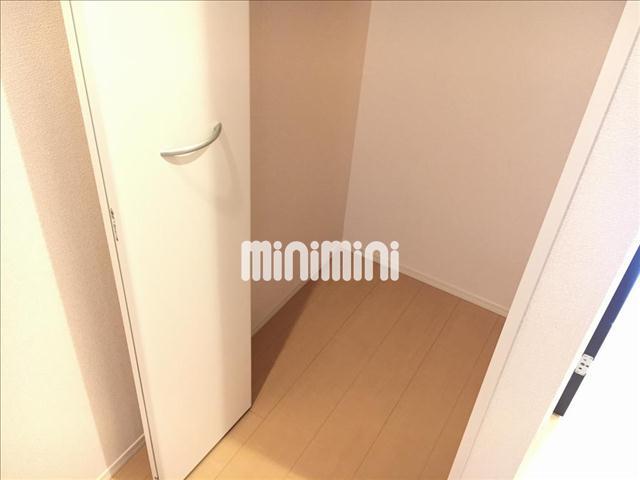 収納　玄関前の収納