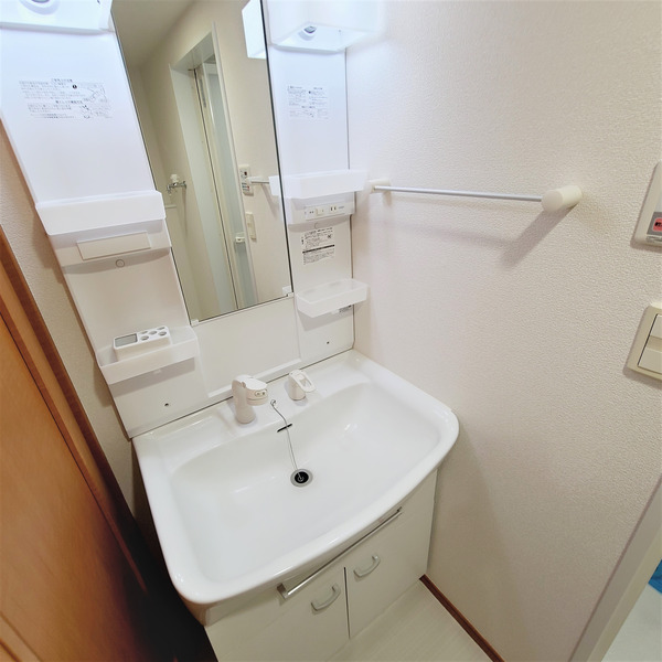 洗面設備　【収納たっぷり！室内スッキリと片付きます♪】おすすめ！