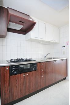 キッチン　*同物件、別部屋の写真です