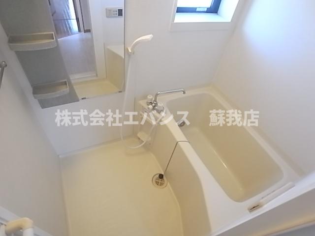 バス・シャワールーム　お風呂です