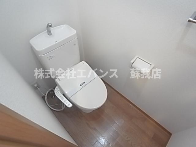 トイレ　清潔感のあるトイレです