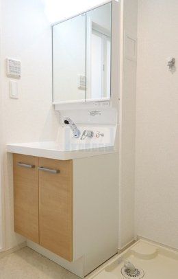 洗面設備　うれしい独立洗面台！