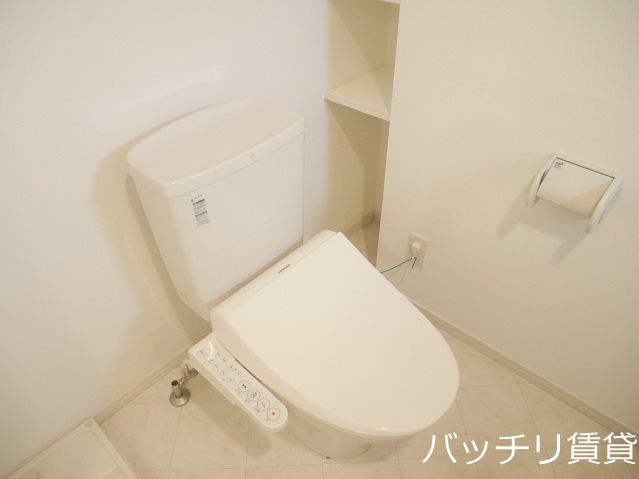 トイレ　※別号室イメージの為、現状を優先致します