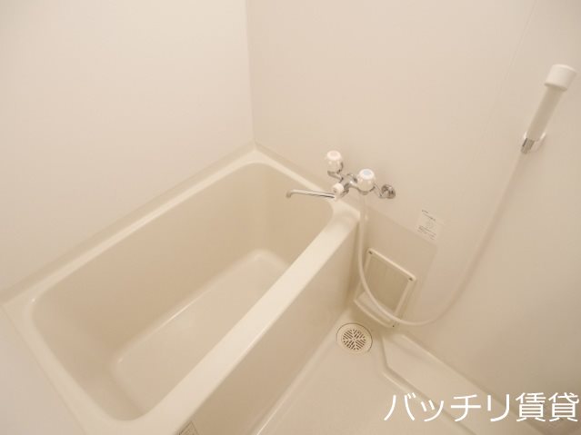 バス・シャワールーム　※別号室イメージの為、現状を優先致します