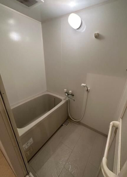 バス・シャワールーム　別部屋の画像を使用しております。