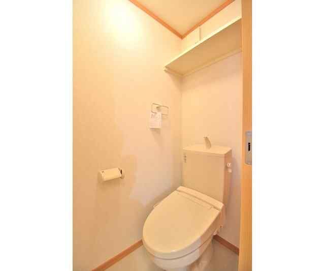 トイレ　落ち着いたトイレです