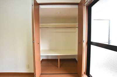 収納　☆　収納力♪タップリのクローゼットです…オシャレ着も♪　☆