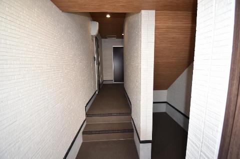 ロビー　外観写真（昼）