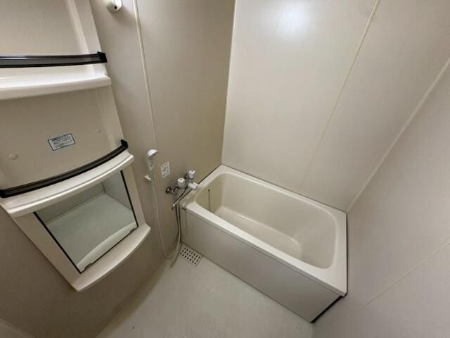 バス・シャワールーム　※２０２号室募集時の写真です。
