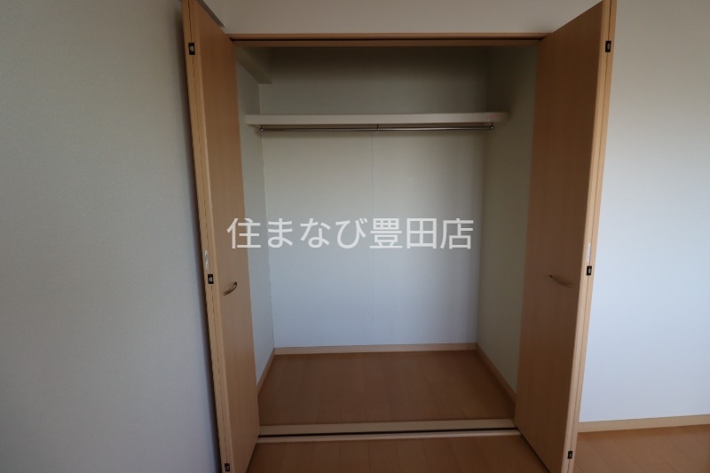 収納　同型別部屋写真